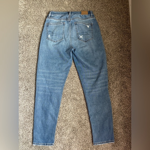 Jeans with ripped knees - Picture 5 of 6